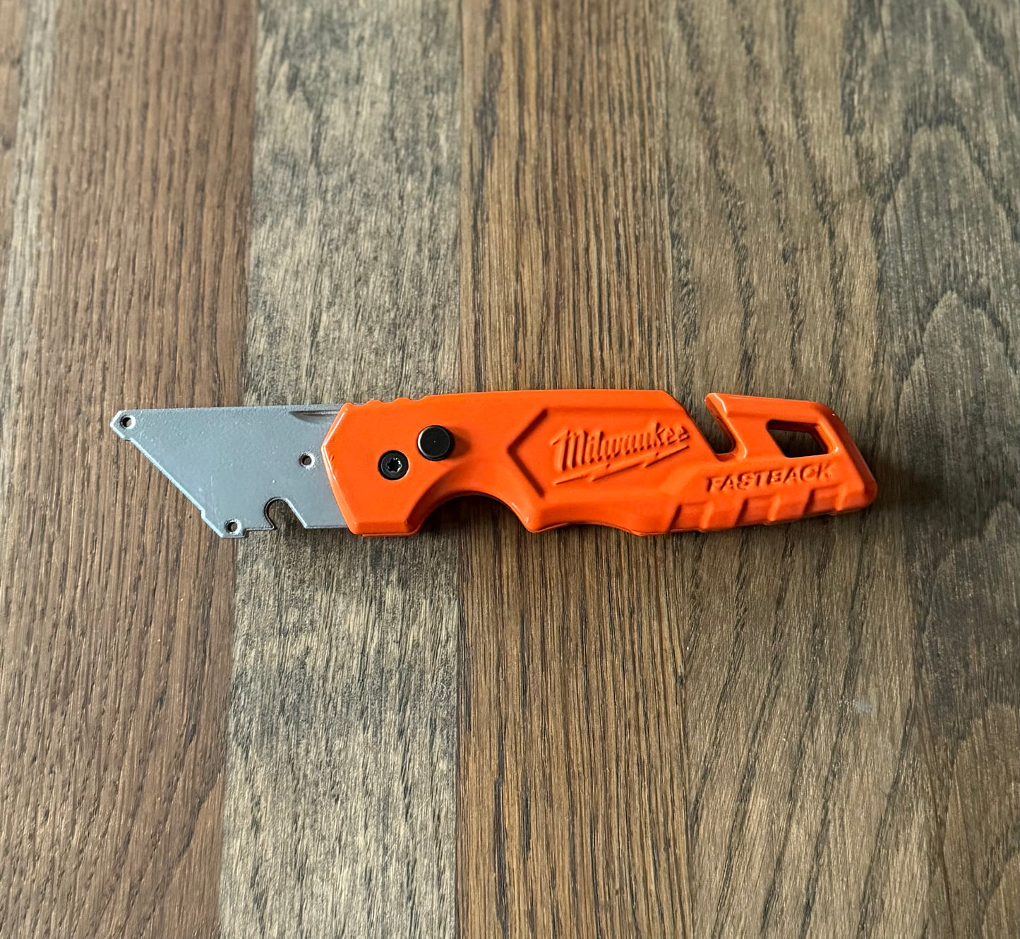 Milwaukee Fastback Orange/Silber