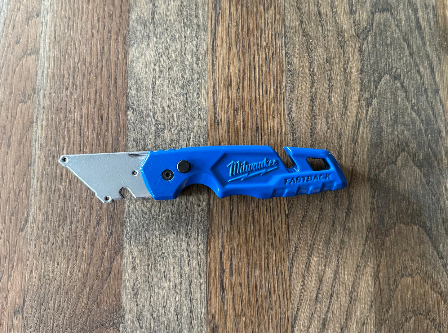 Milwaukee Fastback Blau/Silber